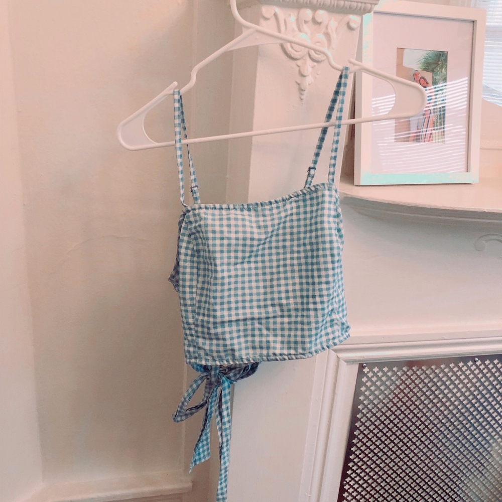 Gingham crop top